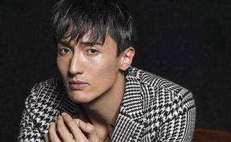 娱乐君吃瓜黄磊是谁啊视频,黄磊在视频中的神秘角色